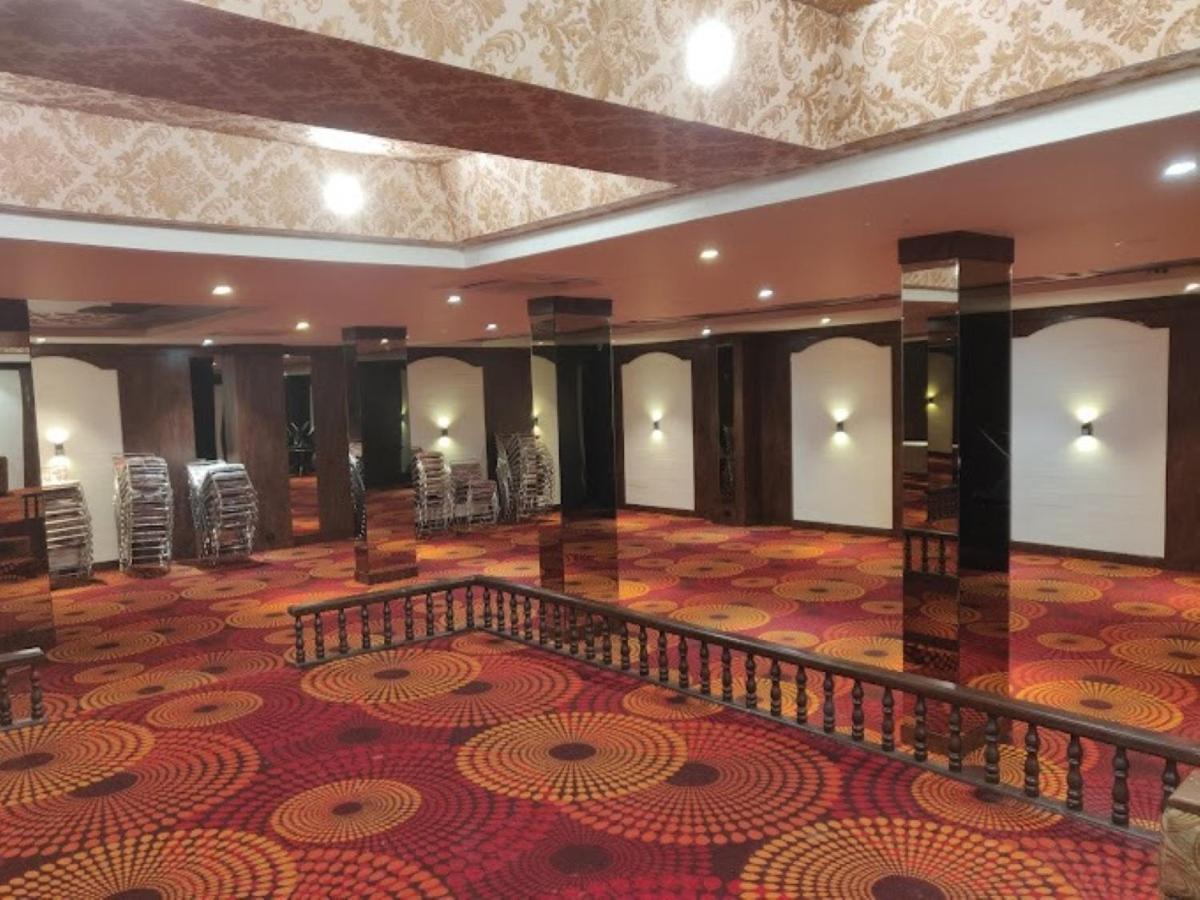 Hotel Vinayak Palace Bilāspur Exterior photo